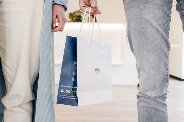Totebag van paper met logo Hoorcentrum Aerts